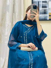 Mahnoor Zinc (Stitched 3 Pcs)